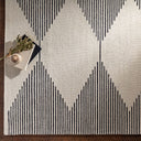 Granada GND-2331 Beige / Black Rug
