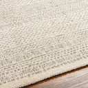 Gavic GVC-2312 Ivory / Medium Gray Rug