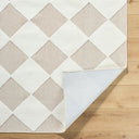 Lyna LYA-2357 Beige / Cream Rug