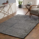 Quartz QTZ-5037 Black / Oatmeal Rug